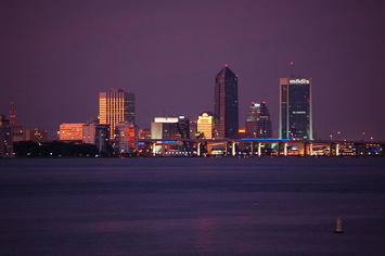 800px-Jacksonville,_FL (1).jpg